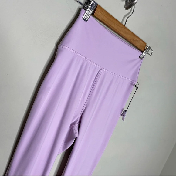 ✨NWT WeWoreWhat Revolve Lilac Purple High Rise Solid Hue Workout Leggings Small - Picture 3 of 9